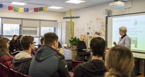 Margaret talks to students 