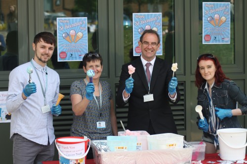 Ice cream being served! 